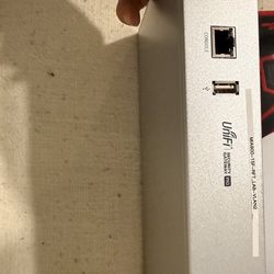 Ubiquiti UniFi Security Gateway Pro 4 (USG-Pro-4).