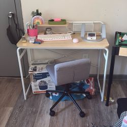 desk & chair for sale 
