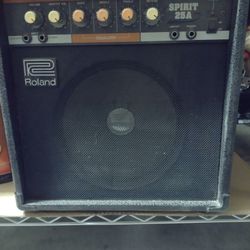 Guitar amplifier Roland 25A