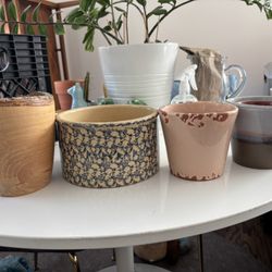 Ceramic pottery for plants 