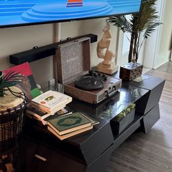 Glass/Wooden TV Stand 