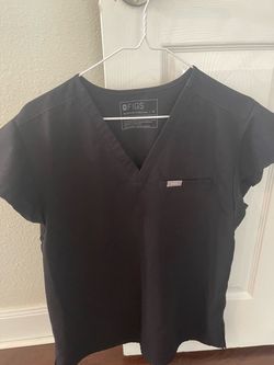 FIGS Scrubs. Top and pant