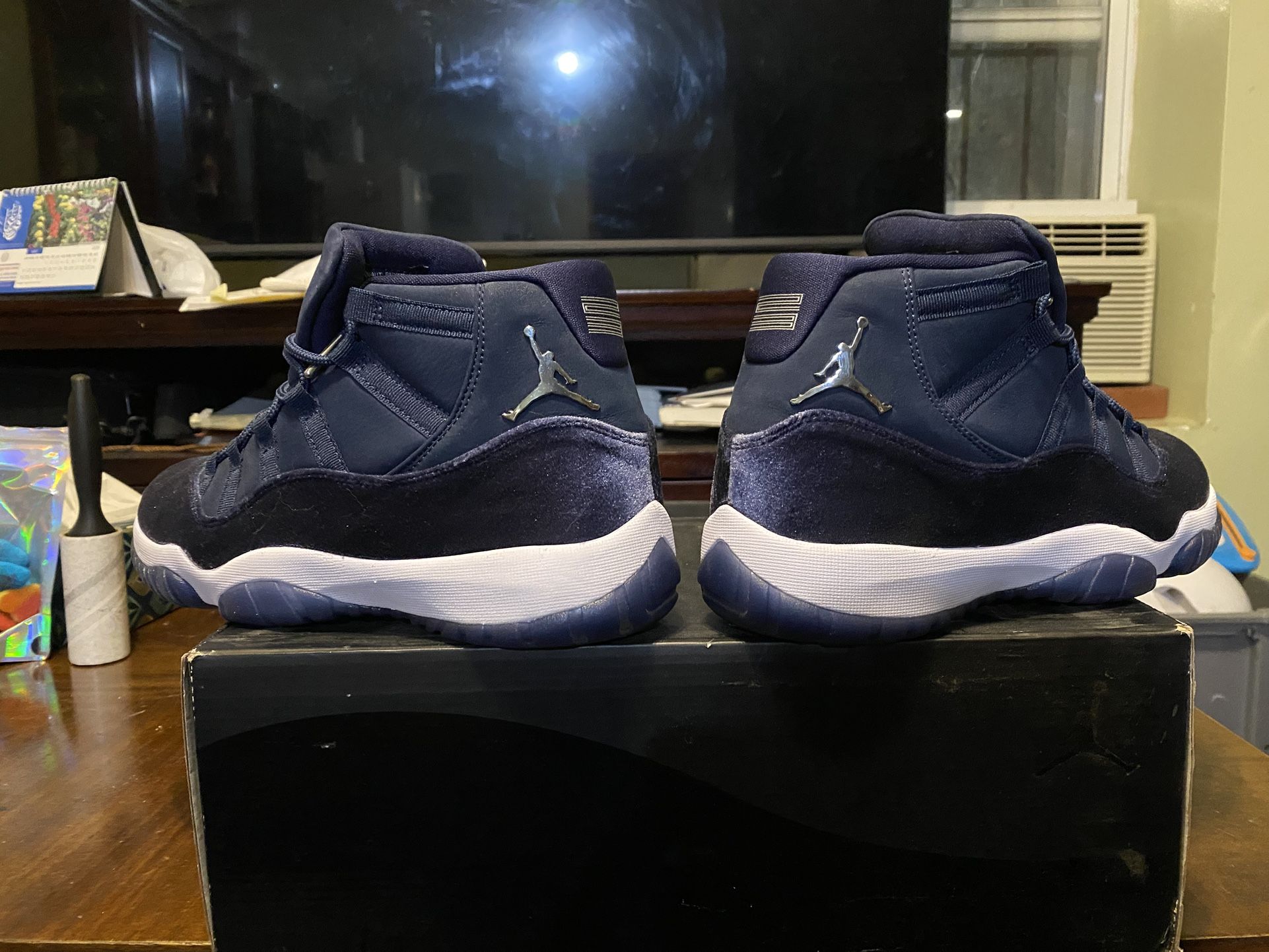 Jordan 11 Midnight Navy Size 9.5 Men New