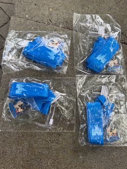 Disneyland lanyards and pins (4)