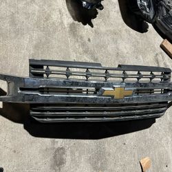 2019-2022 Chevrolet Silverado Grille Oem 