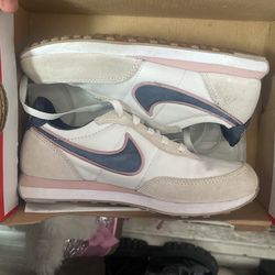 Nike waffle Trainer