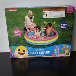 Baby Shark 3-ring Pool