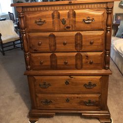 Dresser     SOLD