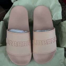 Burberry slides 