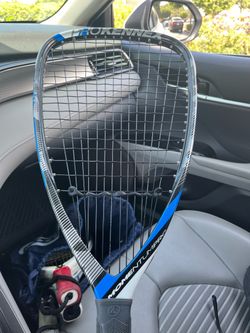 Pro kennex racquetball racquet. 170 grams. Top quality racquet.