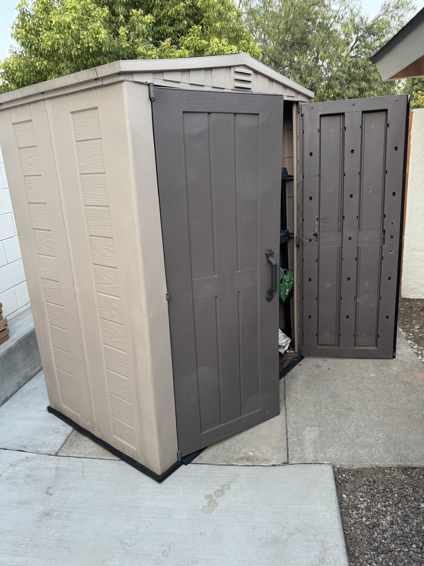 Shed