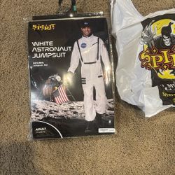 Brand new Astronaut Men’s Costume Halloween
