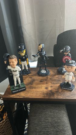 5 Padres Bobbleheads -$30