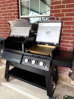 KC Combo series 4-in-1 Pit Boss Grill never used Brand New