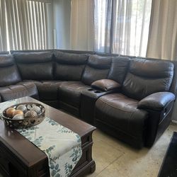 Leather Sectional With Coffee Table 