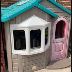 Step2 Naturally Playful Welcome Home Playhouse 