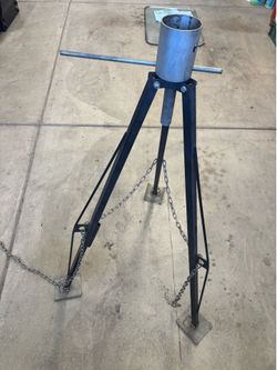 Tripod for 5th Wheel