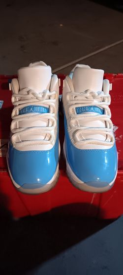 Air Jordan 11 Low University Blue Sneakers