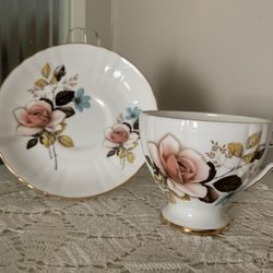 Vintage Teacup Cup and Saucer 