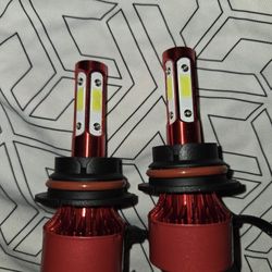 2 Headlight Bulbs Led
