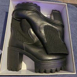 Brand: Only maker, color black 