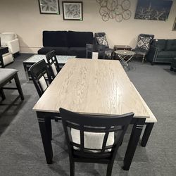 6 pc DINING TABLE