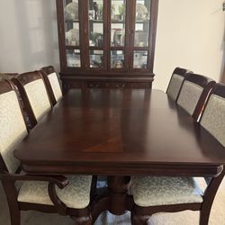 Dining Room Set w/china cabinet
