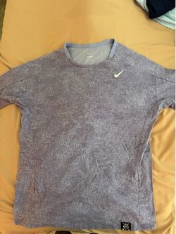 MEN’S SIZE MEDIUM CLOTHING BUNDLE