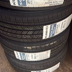 205/55/16 Kumho Tires 🛞 