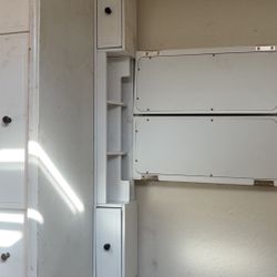 VANITY! PICK UP ONLY!