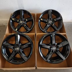 Ford Explorer 18” Gloss Black Rims 