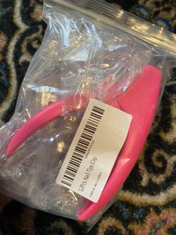 Nail Clippers w/ clips
