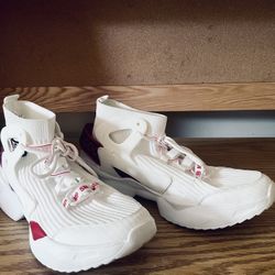 White Yangsen Sneakers