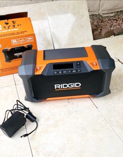 RIDGID 18V Jobsite Radio Bluetooth Speaker