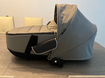 Yoyo Babyzen Bassinet