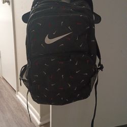 NIKE MULTI COMPARTMENT BACKPACK $25 OBO FIRST COME FIRST SERVE
