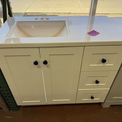 Bannister 37 in. Single Sink White Bath Vanity with Granite-Look Colorpoint White Acrylic top