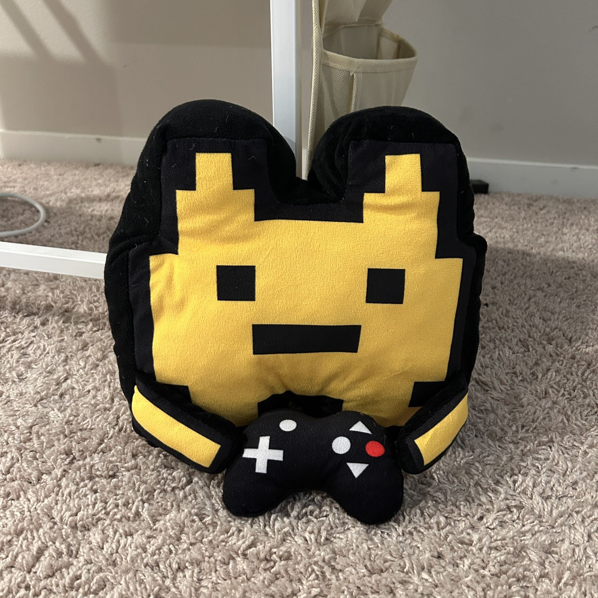 4-Bit Video Game Small Yellow Character Plushie