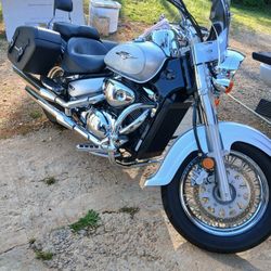 2007 Suzuki motorcycle.