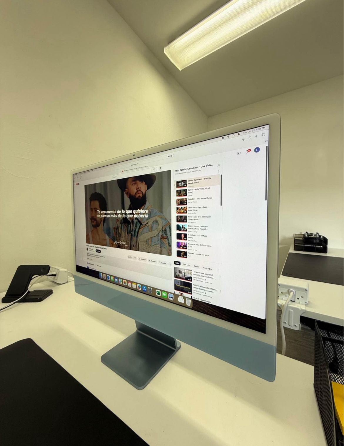 iMac 24