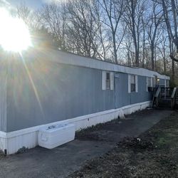 Mobile Home For Sale ! 