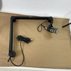 Used Rode Podmic Podcasting Microphone with Stand