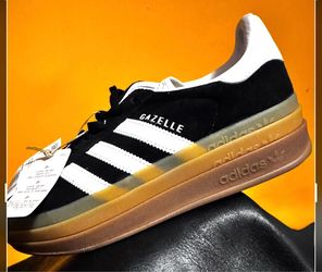 New Adidas Gazelle - Women’s Size 8 ~*~ $57.00 ~*~