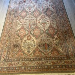 Beautiful New Zealand Wool Rug 5’4” x 8’ – Handcrafted in Belgium 