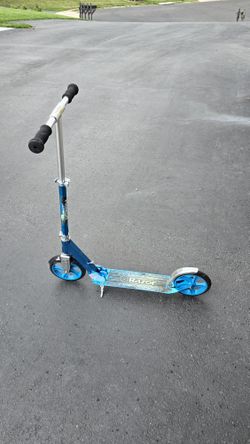 Razor A5 Lux Kick Scooter (Used)