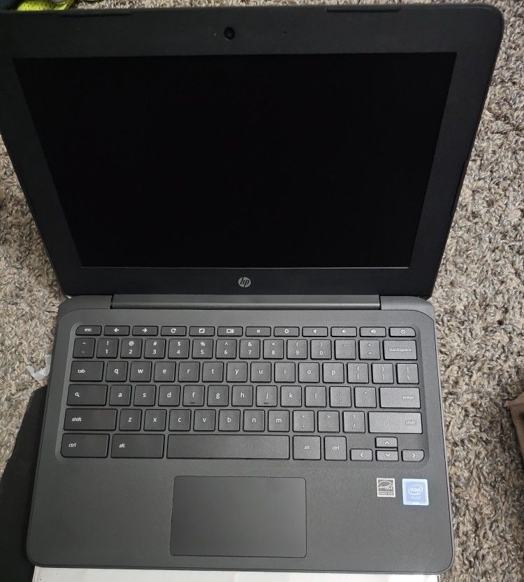 HP. MAC BOOK COMPUTER