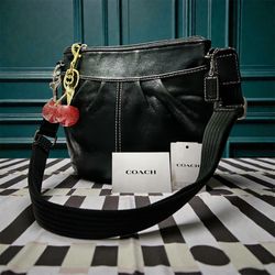 Vintage Coach Soho Shoulder Bag 