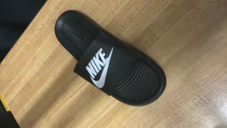 Nike slides