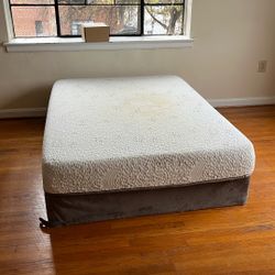 Temperpedic Full Size Mattress And Box Spring 