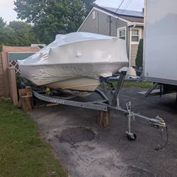 16 Feet Boston Whaler 